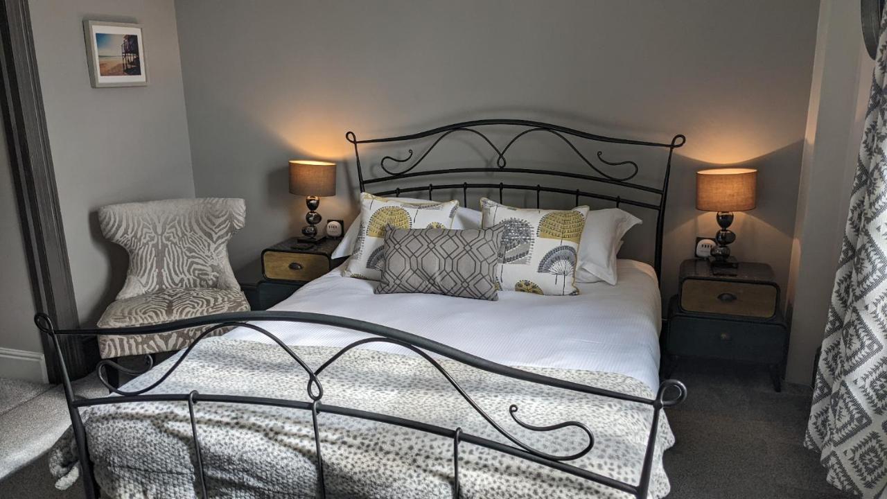 Oaklands Guest House Weymouth Room photo